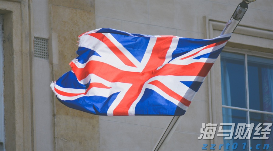 市消防救援支队快速解救5名被困群众